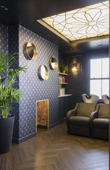 Abouit Us  THE EXPERT HAIR COLOUR SALON IN SURREY