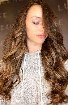 Sophie AT COLLECTIONS HAIR CLUB IN WEYBRIDGE